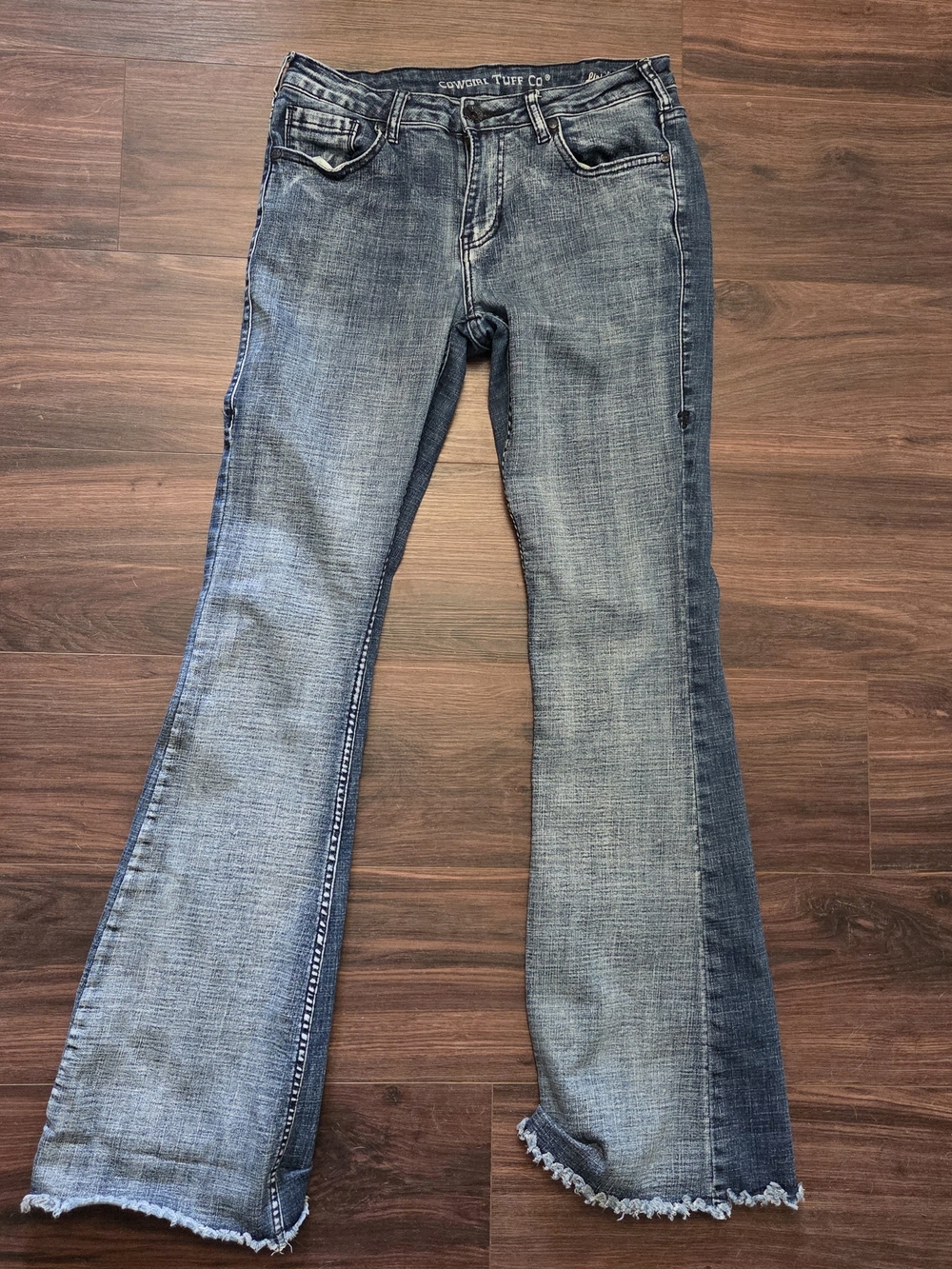 Cowgirl Tuff Western Bootcut Jeans Size 29x 35